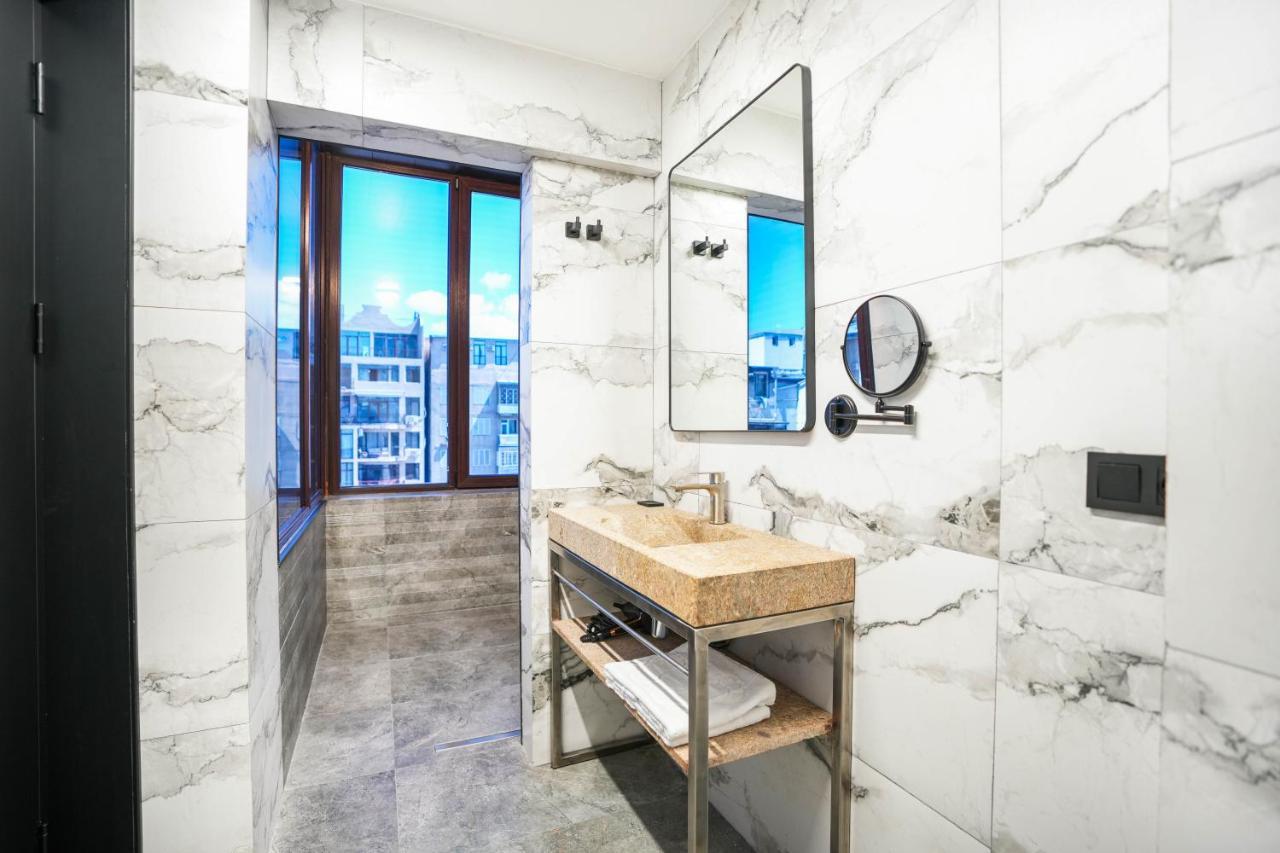 Hotel Sympatia ティビリシ エクステリア 写真