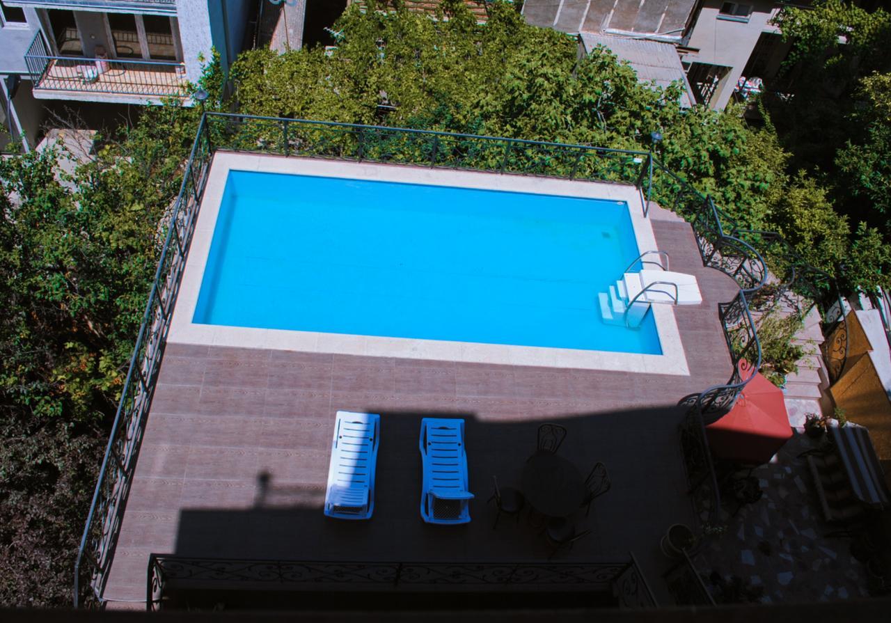 Hotel Sympatia ティビリシ エクステリア 写真