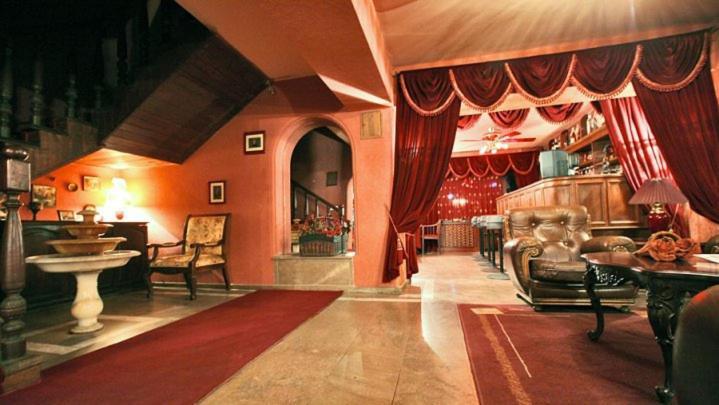 Hotel Sympatia ティビリシ エクステリア 写真