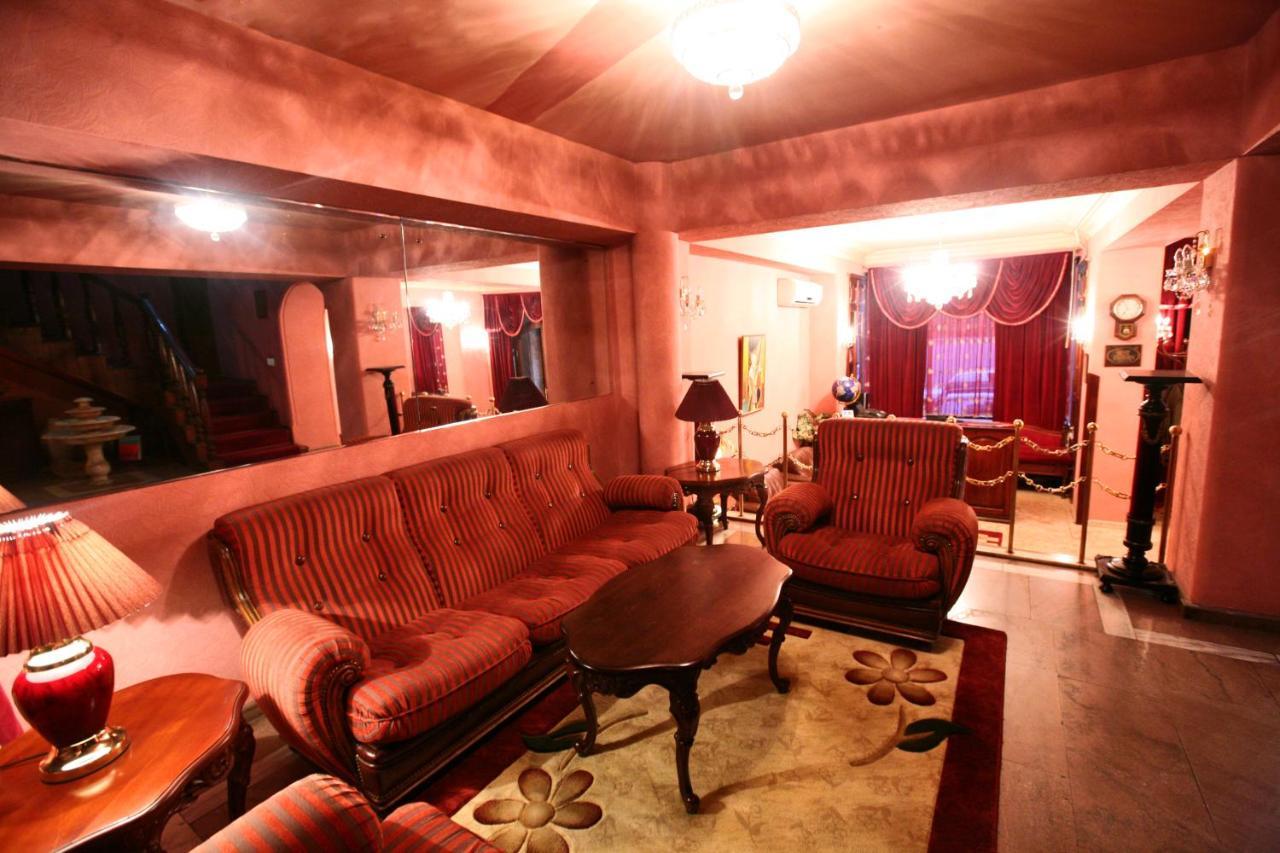 Hotel Sympatia ティビリシ エクステリア 写真