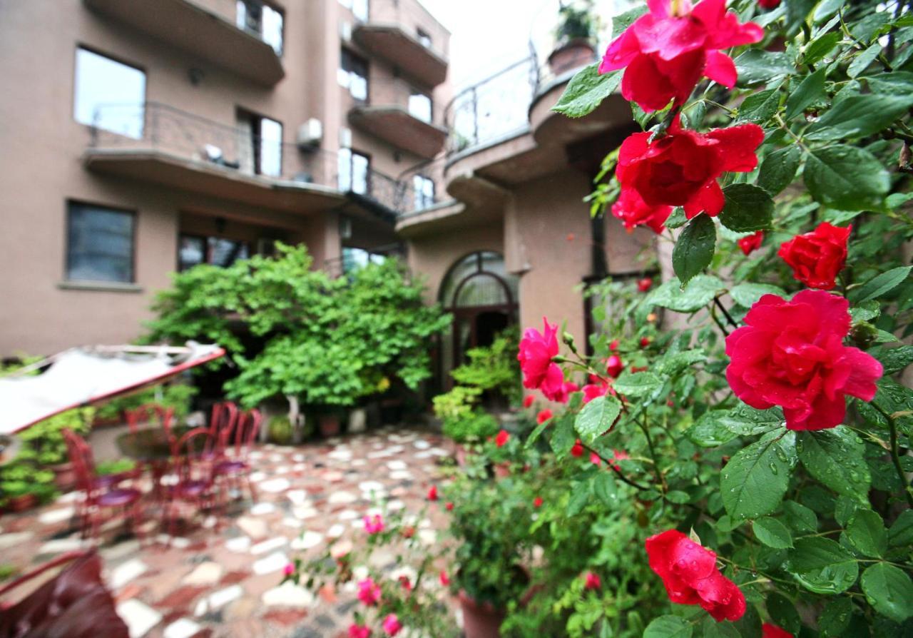 Hotel Sympatia ティビリシ エクステリア 写真